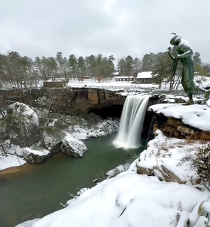 Noccalula Falls in Winter Time